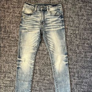 MNML SKINNY JEANS